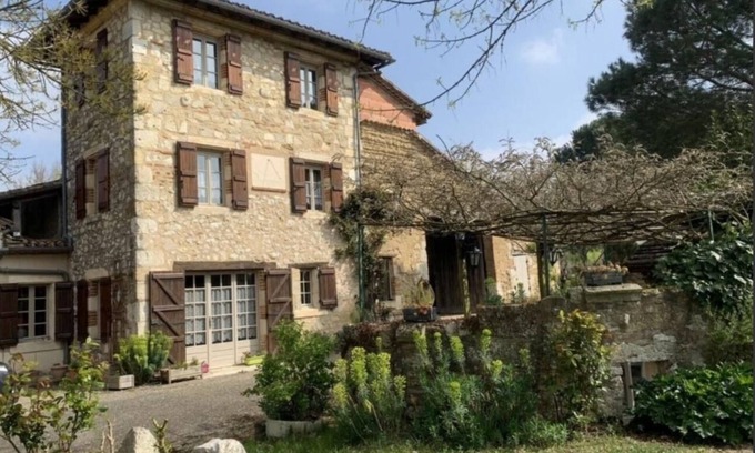 Sistels Apartamento | Apartamento 'Familha' con vistas a la montaña, terraza privada y Wi-Fi