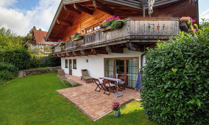Altweilnau Apartamento | Apartamento 'Ferienwohnung Hochtaunus-Alm' con terraza privada, jardín privado y Wi-Fi