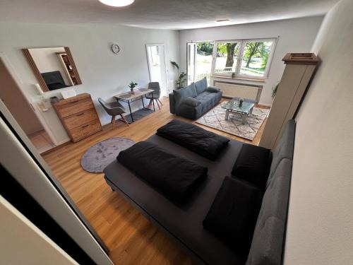 Freudenberg Apartamento | Apartment Ferienwohnung mit Grünem Blick Terrasse & Neu saniert Bordinghaus 24h Check-In in Freudenberg am Main