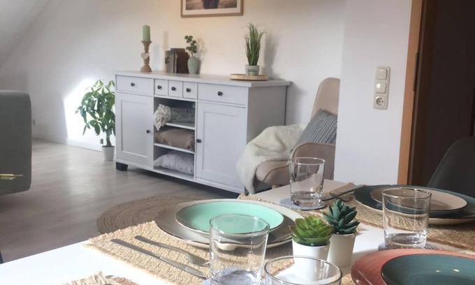 Staffelstein Apartamento | Apartamento 'Ferienwohnung Brehm' con vistas a la montaña, balcón y Wi-Fi