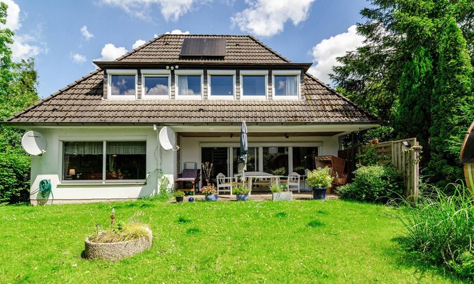 Jever Apartamento | Apartamento 'Ferienhaus Hannelore' con terraza privada, jardín privado y Wi-Fi