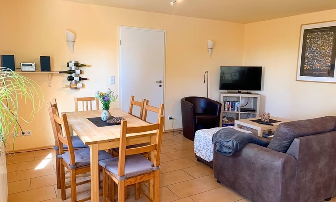 Gleisweiler Apartamento | Apartamento 'Ferienwohnung Wadle' con terraza, jardín compartido y Wi-Fi