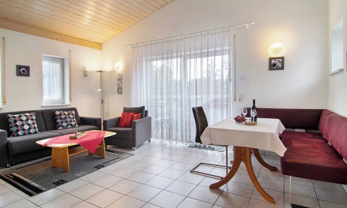 Petershausen-Ost Apartamento | Apartamento 'Ferienwohnung Links' con balcón y Wi-Fi