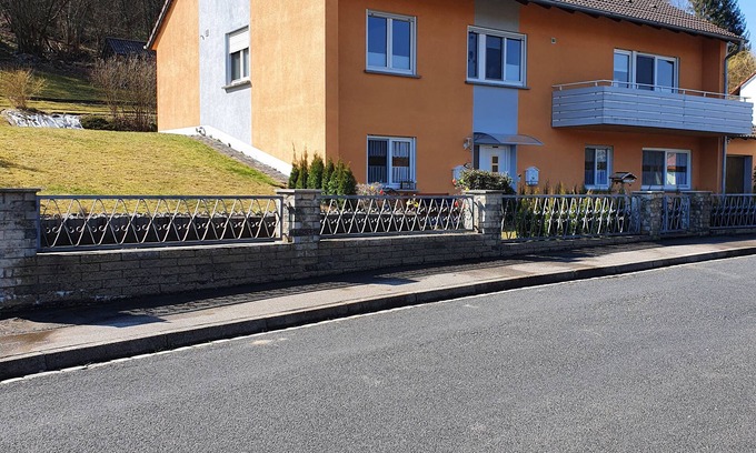 Ebrach Apartamento | Apartamento 'Fewo Eberau' con jardín compartido y Wi-Fi