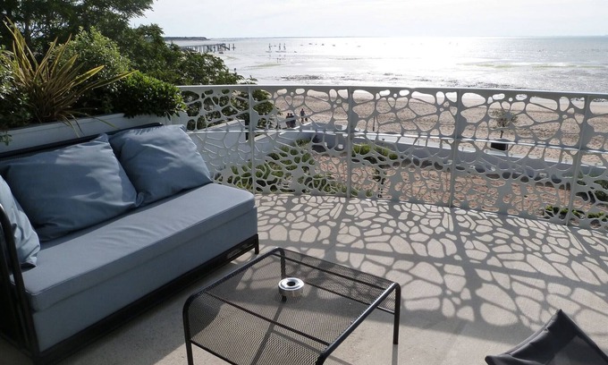 La Tranche-sur-Mer Apartamento | Apartamento para 6 pers con balcón, piscina y acceso directo a la playa en La Tranche-sur-Mer