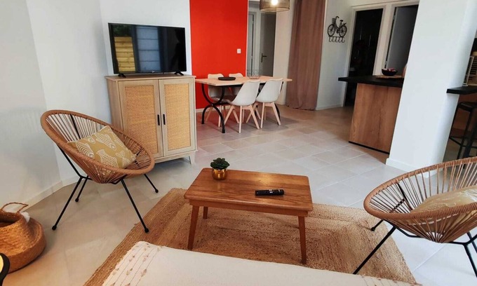 Royan Apartamento | Apartment for 4 people Patio terrace 400 m from the beach Quartier du Parc