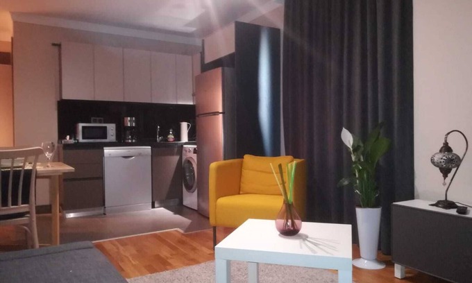 Ankara City Center Casa | Apartamento en alquiler en el centro de la ciudad de Ankara Muebles completos