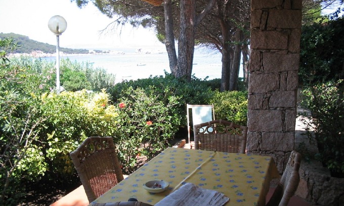 Baja Sardinia Apartamento | APARTAMENTO PARA FRENTE AL MAR CON TERRAZA