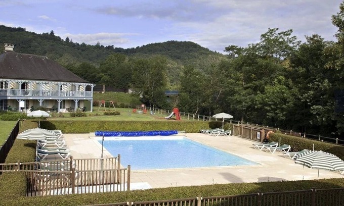 Argentat Apartamento | Apartment in Argentat sur Dordogne ground floor, 300 m from the village