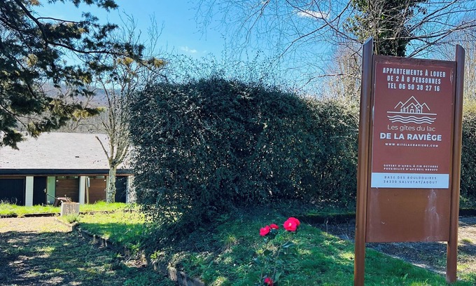 La Salvetat-sur-Agout Apartamento | Apartment "C" for 5 people 200 m from Lac de la Raviège