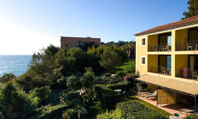 Le Rayol Apartamento | Apartamento en Saint-Tropez con Playa