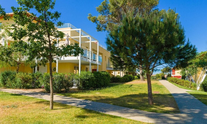 Le Brusc Apartamento | Apartamento en Le Brusc cerca de Playa