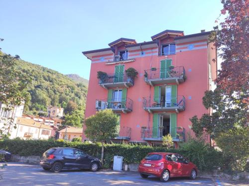 Porto Ceresio Apartamento | Apartment Franco by Interhome