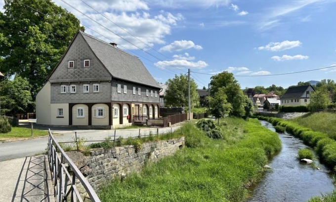 Grossschoenau Apartamento | Apartamento Frushi by Interhome