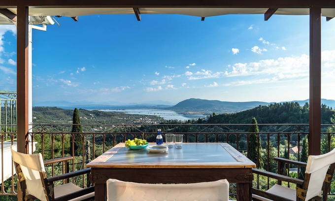 Katouna Apartamento | Apartamento 'Gardenia' con vistas al mar, Wi-Fi y aire acondicionado