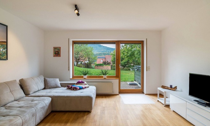 Annweiler am Trifels Apartamento | Apartamento 'Gartenblick' con Wi-Fi