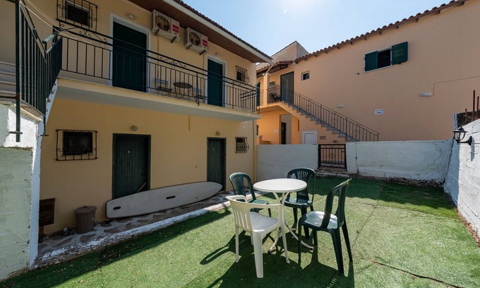 Kavos Apartamento | Apartamento 'Gavriil 2' con vistas al mar, Wi-Fi y aire acondicionado