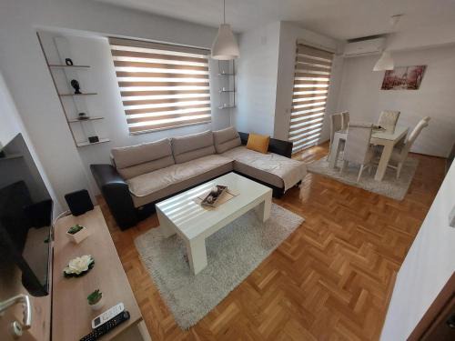 Kumanovo Apartamento | Apartment Gelić Family