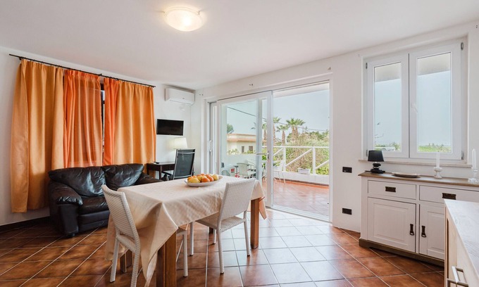 San Leonardo Villa | Apartamento 'Gloria' con vistas al mar, Wi-Fi y aire acondicionado