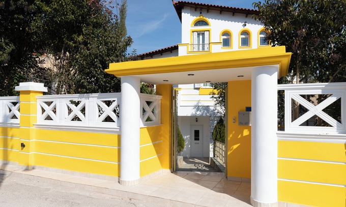 Salamis Villa | Apartamento 'Golden Seaside House number 1' con vistas al mar, jardín y Wi-Fi