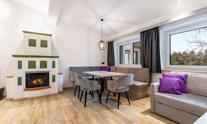 Grossarl Apartamento | Apartamento "Grauzone Grossarl App. Nr. 2 Home" con vistas a la montaña, terraza privada y Wi-Fi