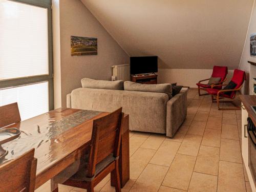 Greiveldange Apartamento | Apartment Greiweldenger Leit As by Interhome