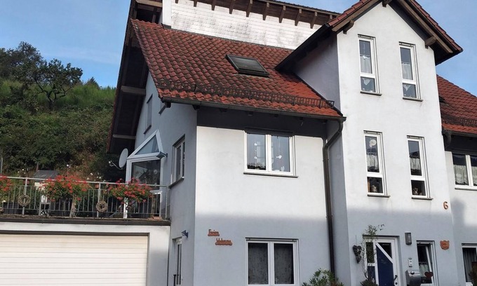 Dernbach Apartamento | Apartment Haus am Pfalzhof