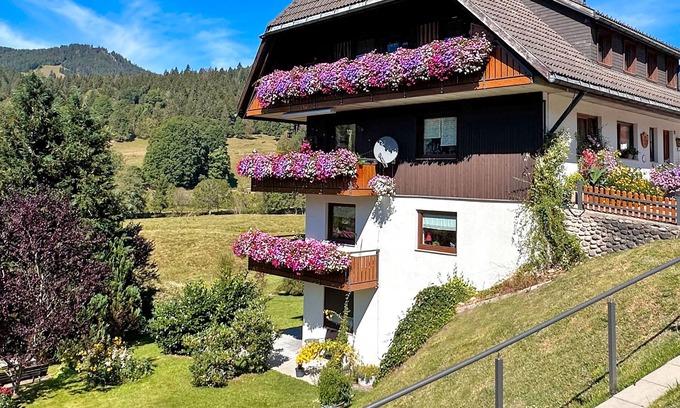 St. Blasien Apartamento | Apartamento 'Haus Bachwies' con vistas a la montaña, terraza privada y Wi-Fi