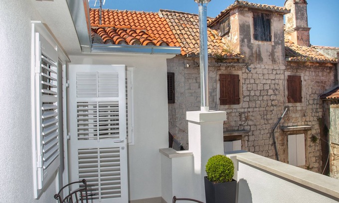 Trogir Apartamento | Apartment heart of Trogir