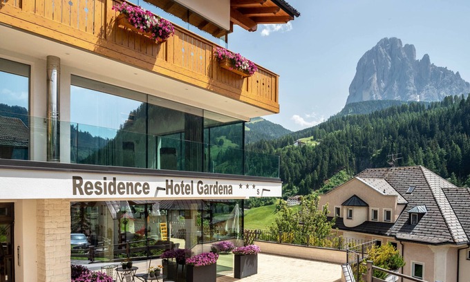Santa Cristina Val Gardena Apartamento | Apartamento 'Hotel Residence Gardena Sella' con vistas a la montaña, jardín y Wi-Fi