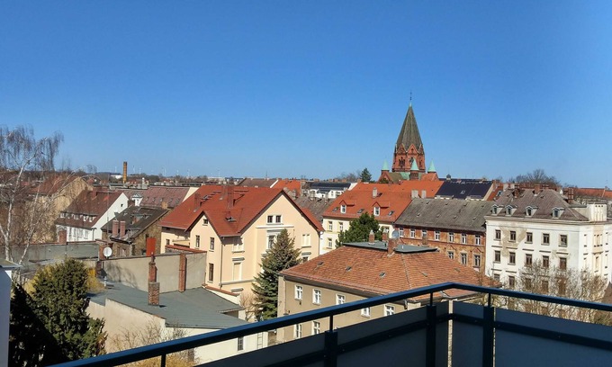 Goerlitz Apartamento | Apartamento I. 82m² OG, 2 BR con balcón -. Antiguo parque de bomberos de la ciudad de Görlitz