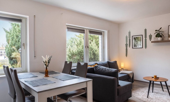Sachsenhausen Apartamento | Apartamento 'Im Kleinen Feld' con terraza privada, jardín privado y Wi-Fi