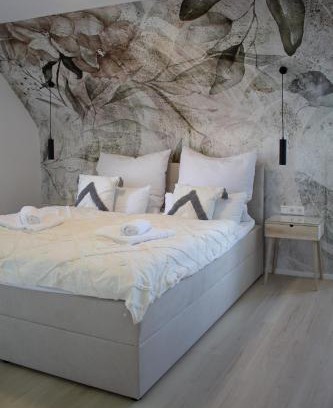 Kisslegg Apartamento | Apartment im Luftkurort Kißlegg, frisch renoviert, Balkon, Boxspringbetten, SmartTV, Playstation, Kaffevollautomat, ruhig, familienfreundlich