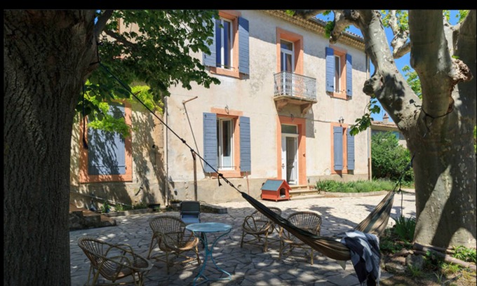 Pelissanne Otro | Apartamento en una casa de campo provenzal