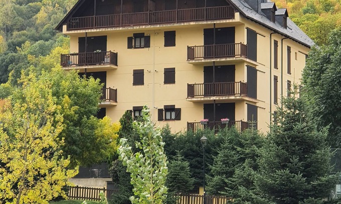 Vielha Apartamento | Apartamento en zona tranquila de Vielha, para 6 personas.