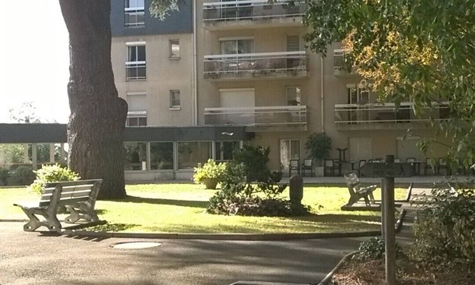 Tours Apartamento | Apartamento en una residencia de la colina de Richmond
