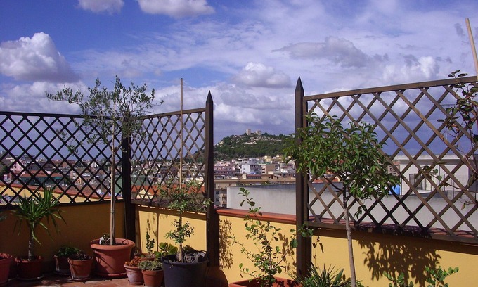 Province of Cagliari Apartamento | Apartamento en el ático