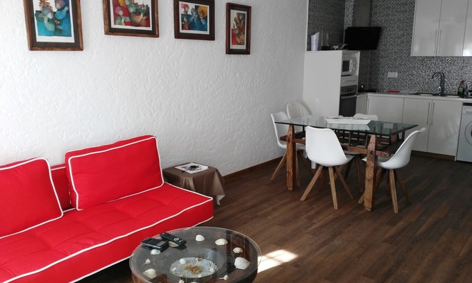 L'Escala Apartamento | APARTAMENTO EN EDGE DE PLAYA CON VISTA AL MAR