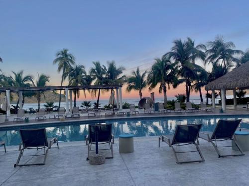 Zona Dorada Apartamento | Apartment In Camino Al Mar with Amazing View of the Ocean, Beach and Swimming Pool