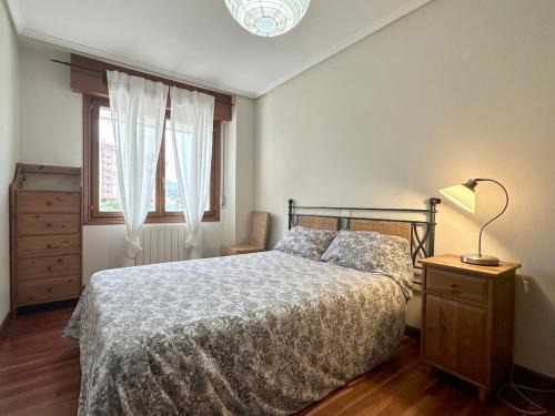 Castro Urdiales Apartamento | Apartment in Cotolino