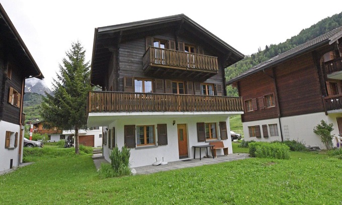 Reckingen Apartamento | Apartamento en Fieschertal con vistas a los Alpes