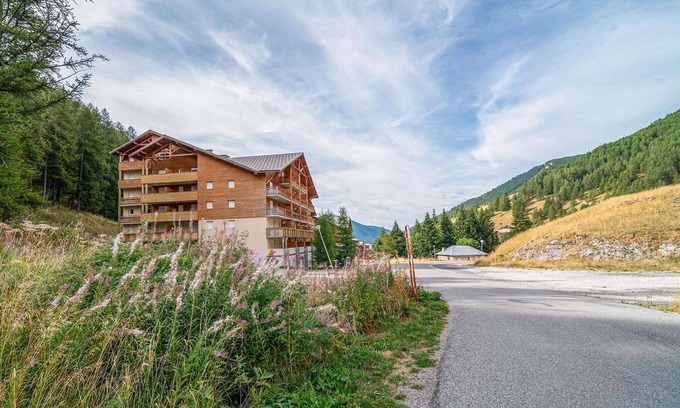 Allos Apartamento | Apartamento en Alpes Franceses con Piscina