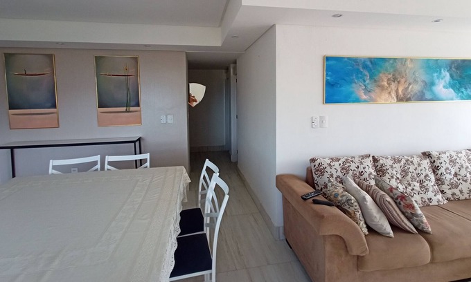 Jardim Oceania Apartamento | apartment in front of the sea, just cross the street!