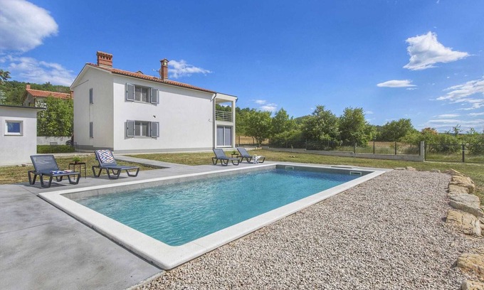 Ripenda Verbanci Apartamento | Apartamento en Labin con Piscina y Playa