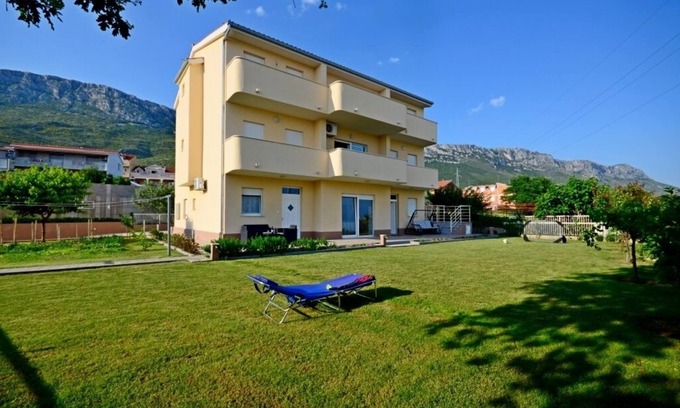 Kastel Sucurac Apartamento | Apartamento en Kaštel Sućurac con Seaview, Balcón, Acondicionador, WIFI (570-3)