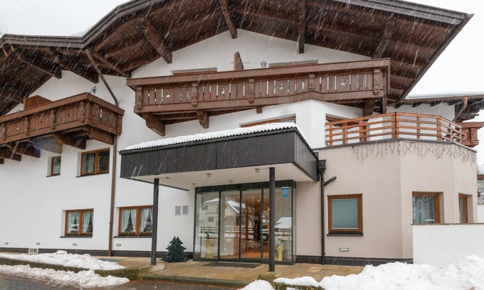 Unterlaengenfeld Apartamento | Apartamento en Längenfeld con sala de recreación