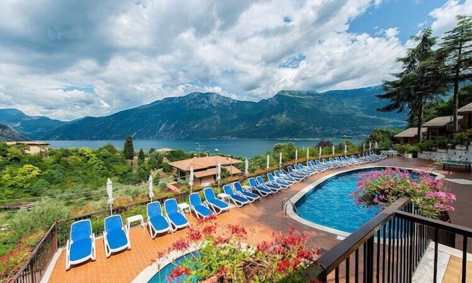 Limone sul Garda Apartamento | Piso en Limone con balcón o terraza