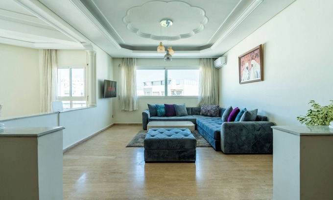 Casablanca City Center Apartamento | Apartment in Maarif, Close to the Twin Center and McDonald's