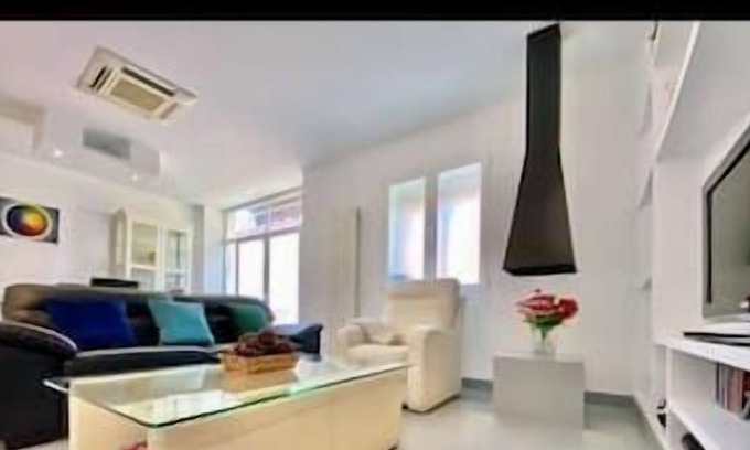 Carabanchel Apartamento | Apartamento en Madrid Rio con Parking Gratuito