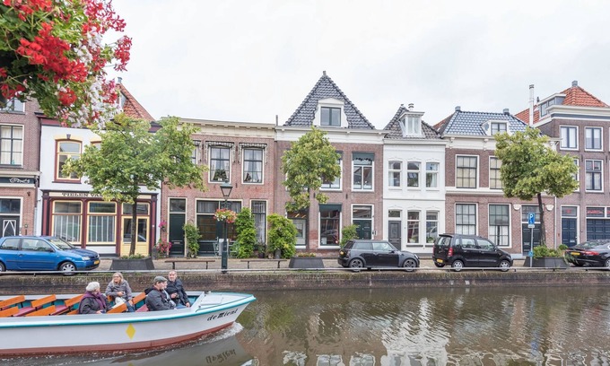 Alkmaar Apartamento | Apartment in Monumental House with Wi-Fi and Bicycles
